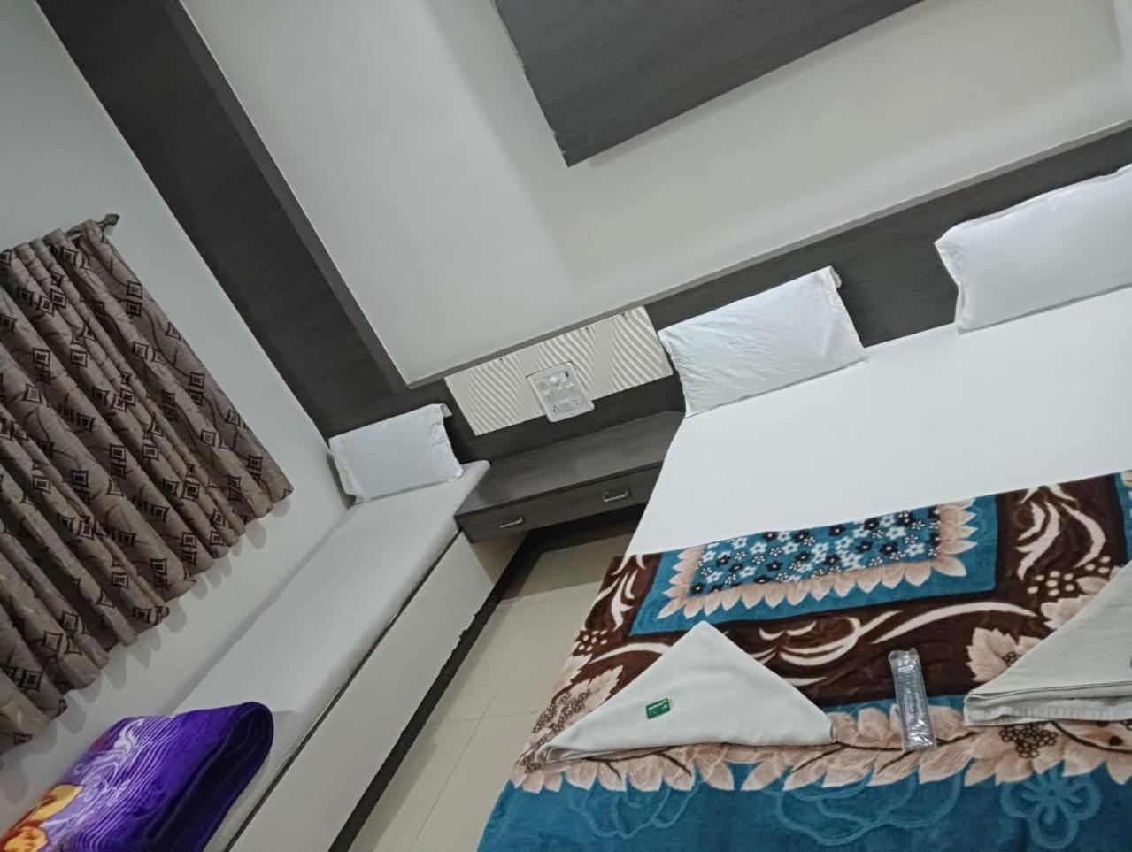 Hotel Shri Sai Darshan Shirdi Dış mekan fotoğraf
